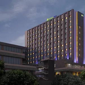 ホテル Express Gurugram Sector 50 By Ihg
