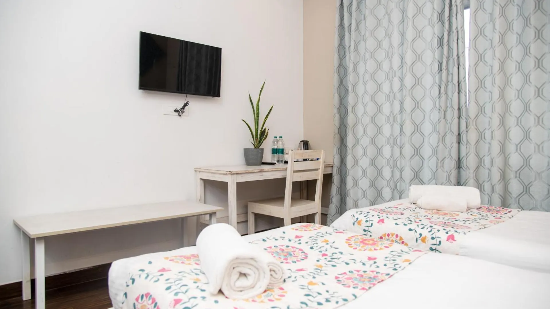 Vamsor Heights 30 Hotel Gurgaon