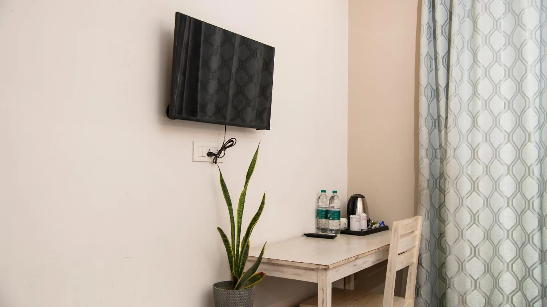 ***  Vamsor Heights 30 Hotel Gurgaon India